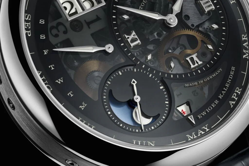 LANGE 1 Tourbillon Perpetual Calendar Lumen
