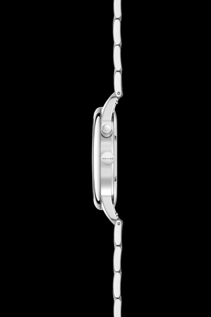 NOMOS Club Sport neomatik Worldtimer Silver