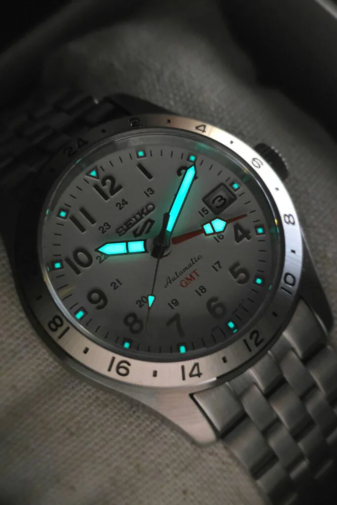 Seiko 5 Sports Field SSK059