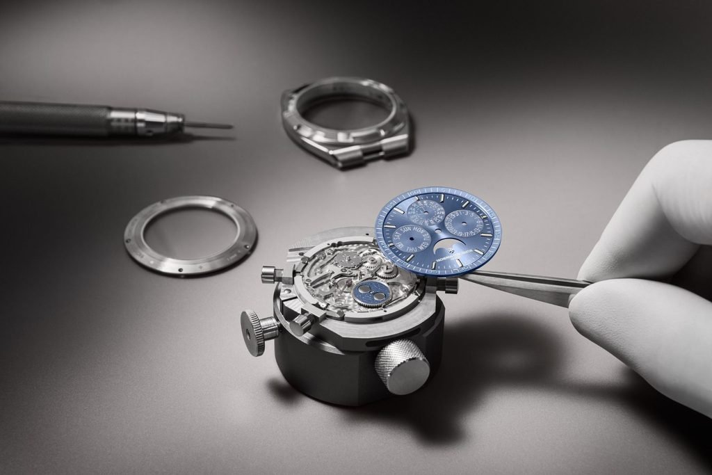 Vacheron Constantin Overseas Perpetual Calendar Ultra-Thin Azure
