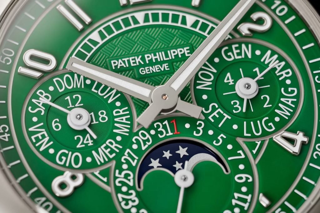 Patek Philippe 7147G-010